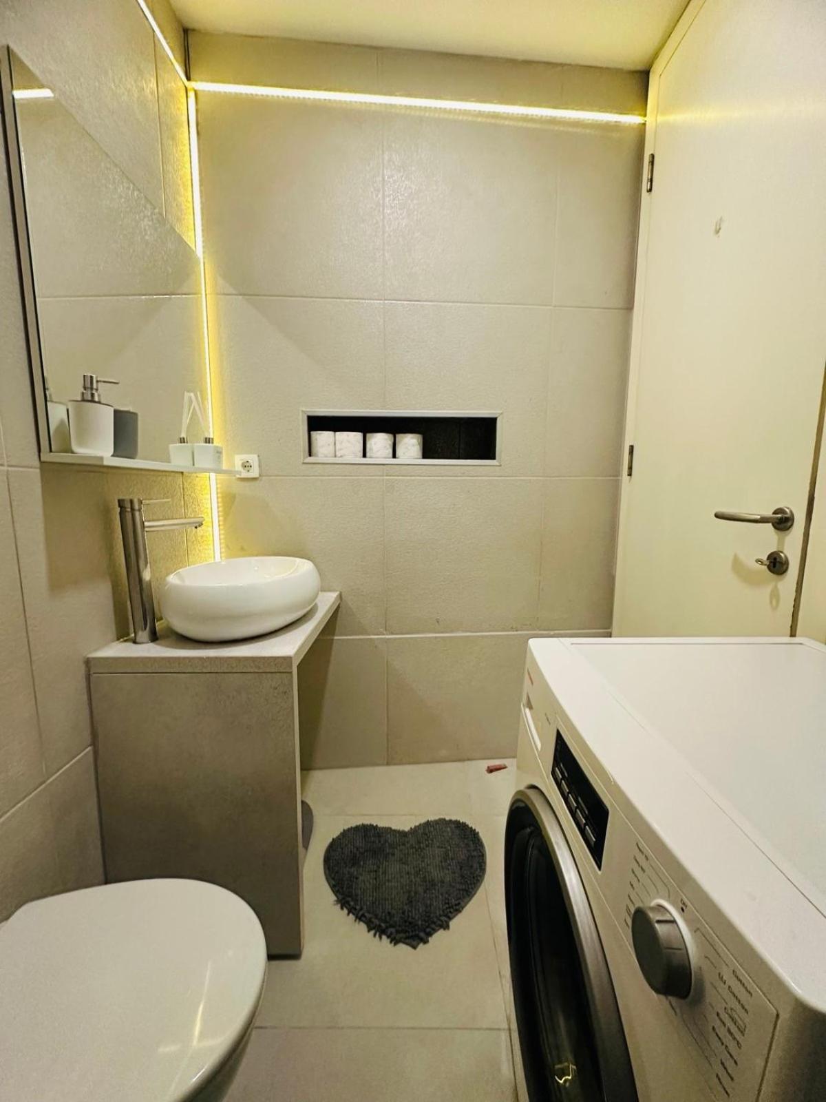 Relax Exclusive Apartment Free Public Parking Saraievo Exterior foto